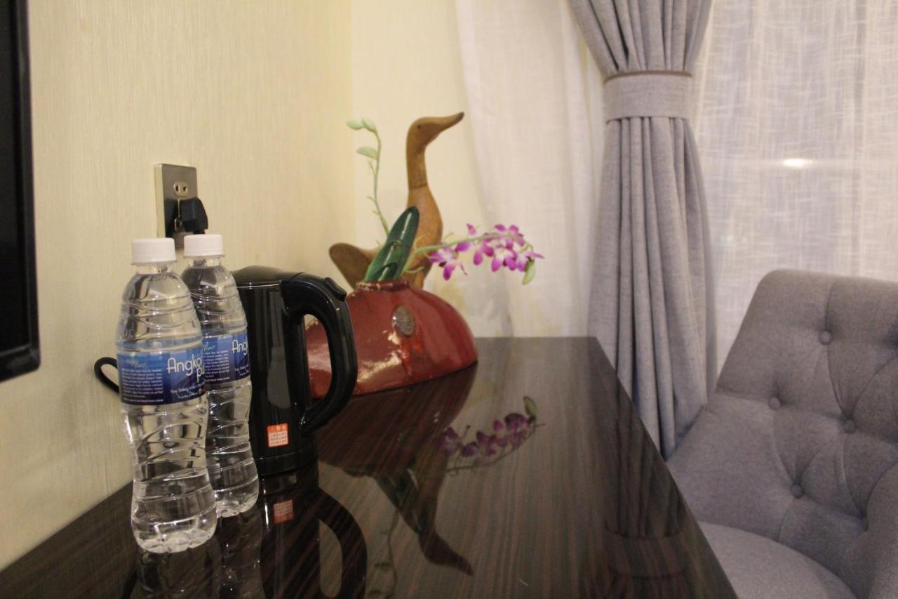 308 Hotel Сіануквіль Екстер'єр фото